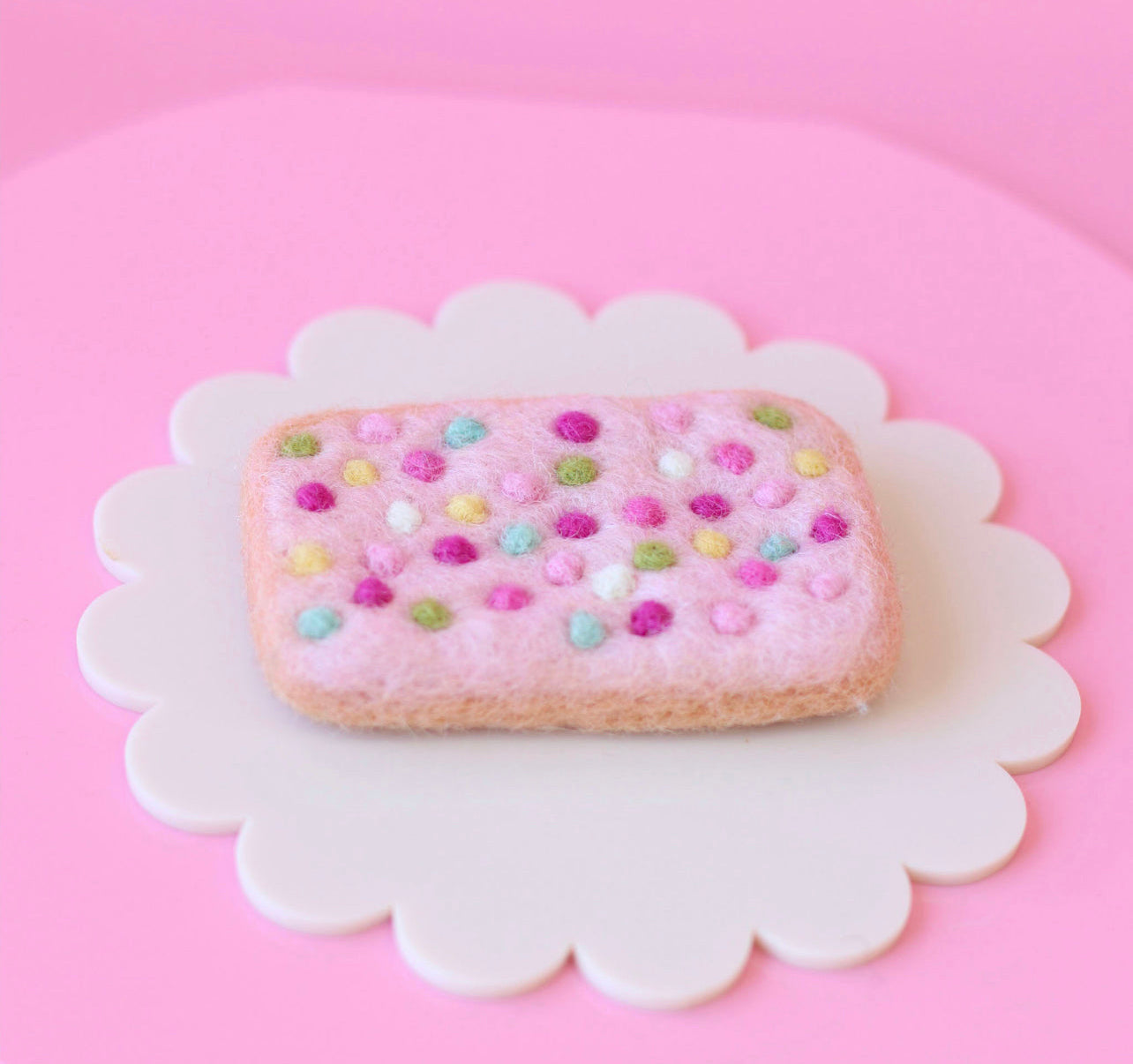 Pink sprinkle biscuit - 1 pc