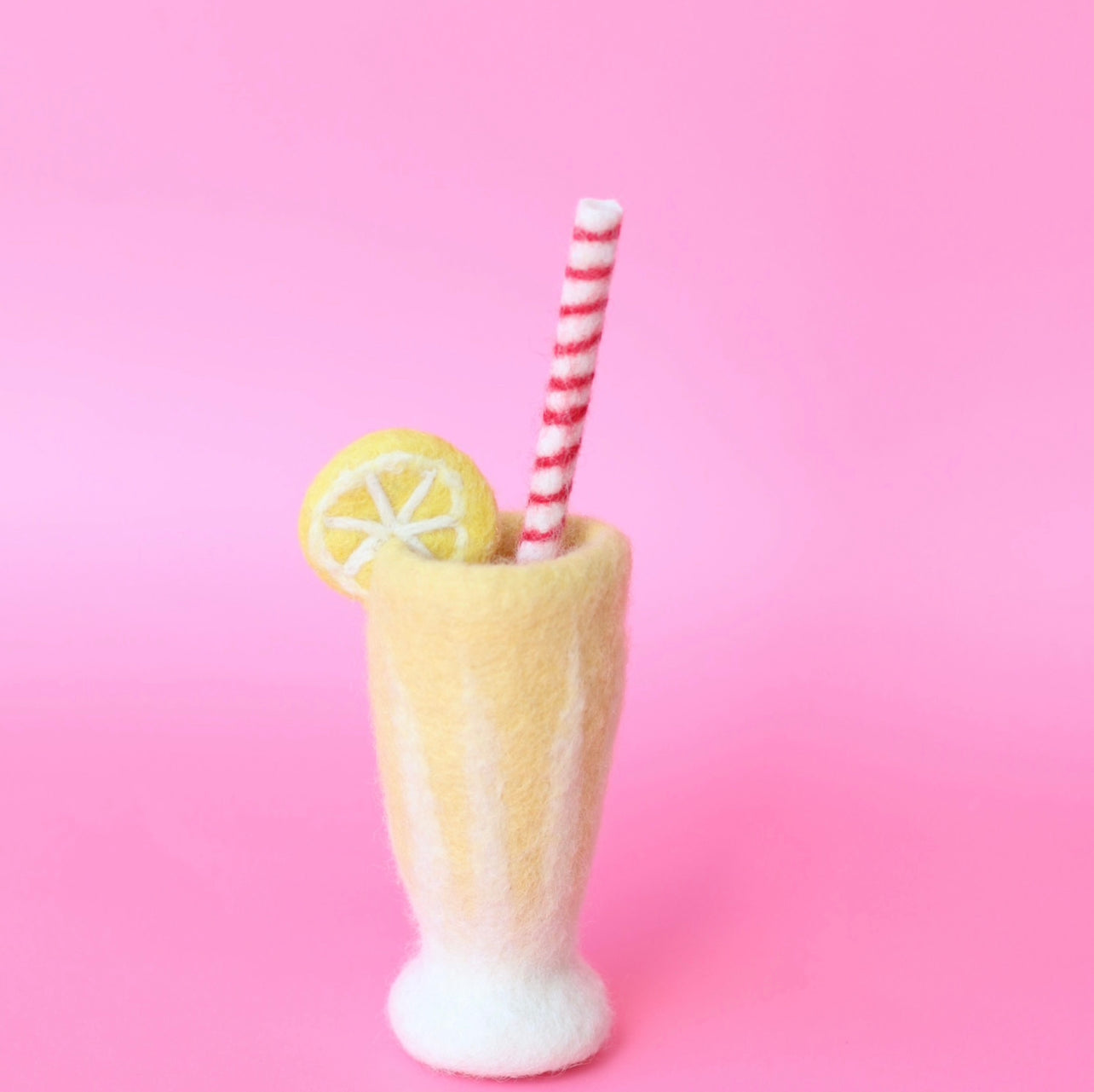 Classic and pink lemonade singles