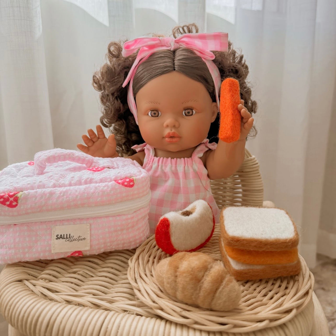 Dolly Lunch pack - Strawberry Fields 8 pce set (ex gst)