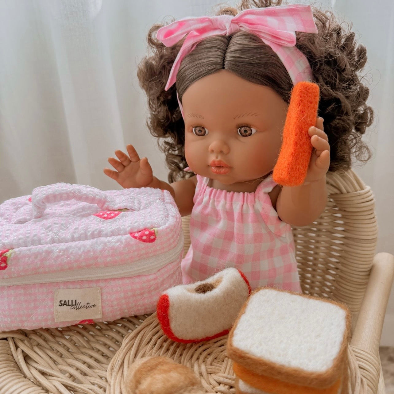 Dolly Lunch pack - Strawberry Fields 8 pce set (ex gst)