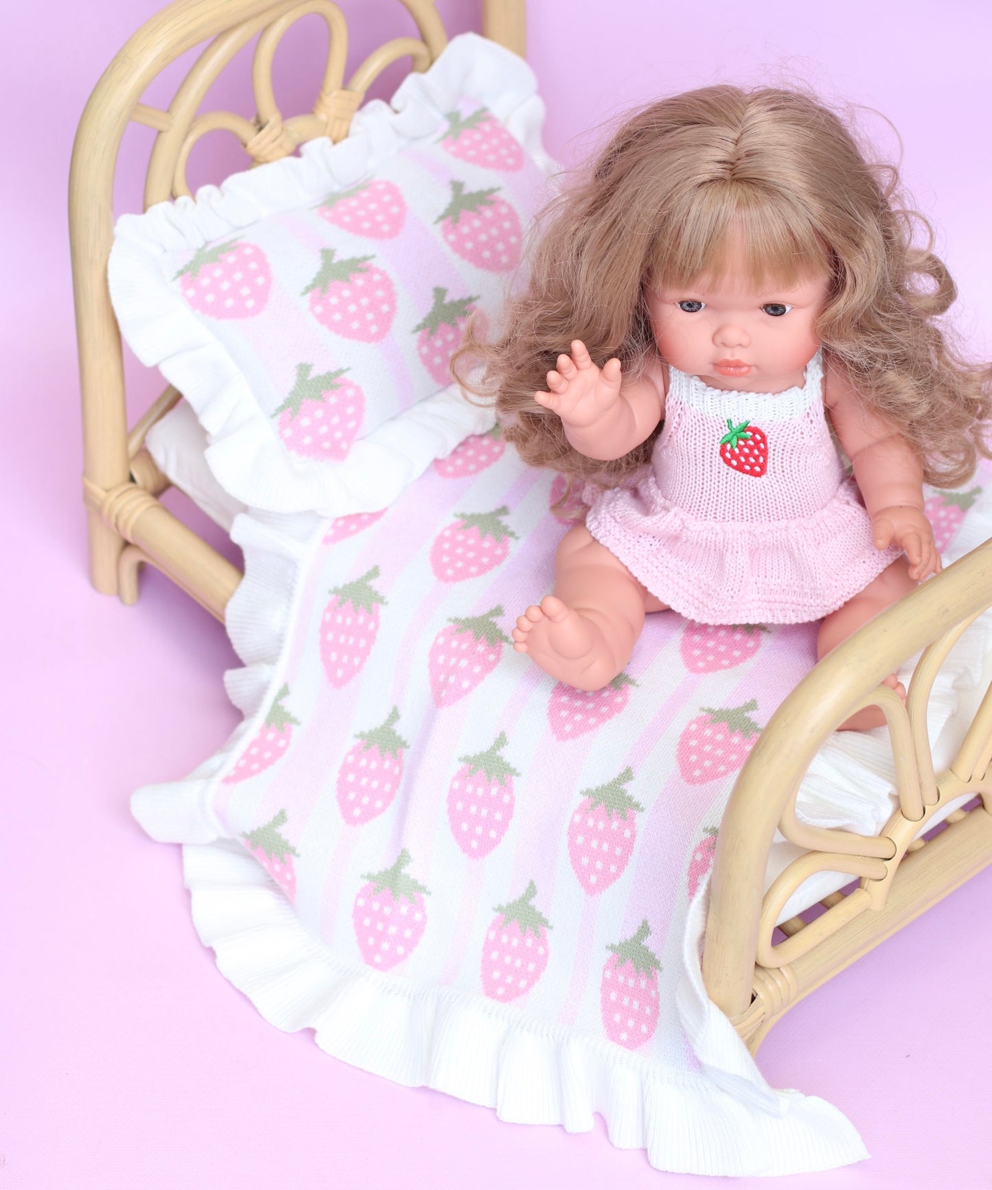 IN STOCK Strawberrry Luxury dolls bedding set (blanket + Pillow) $35.43 ex gst