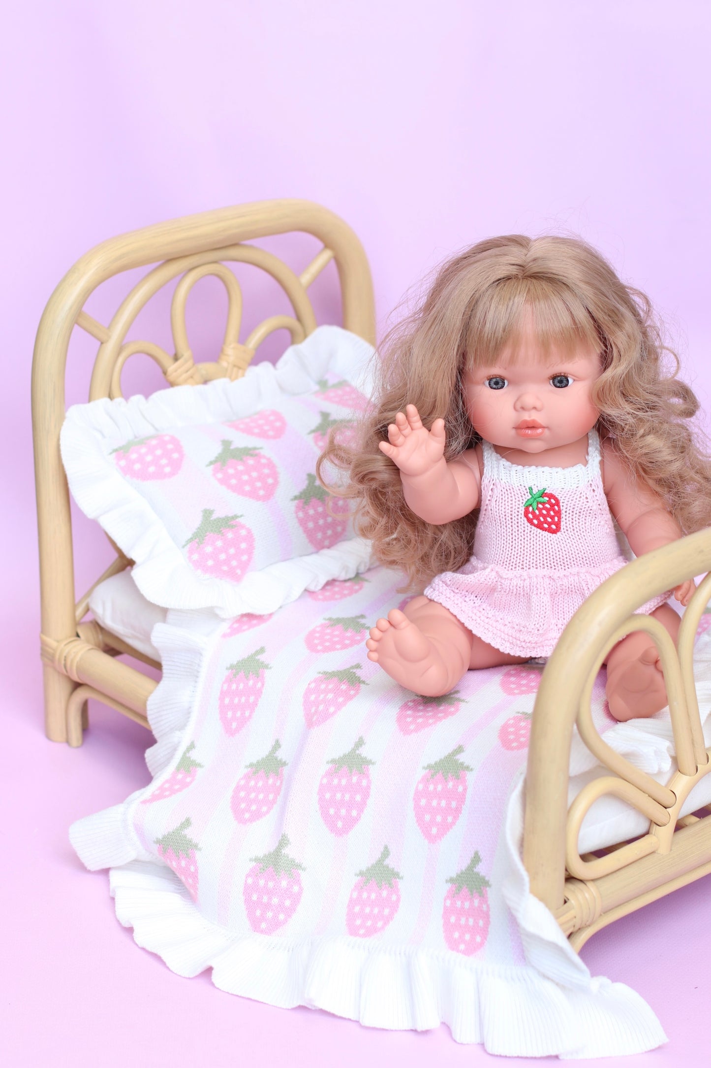 IN STOCK Strawberrry Luxury dolls bedding set (blanket + Pillow) $35.43 ex gst