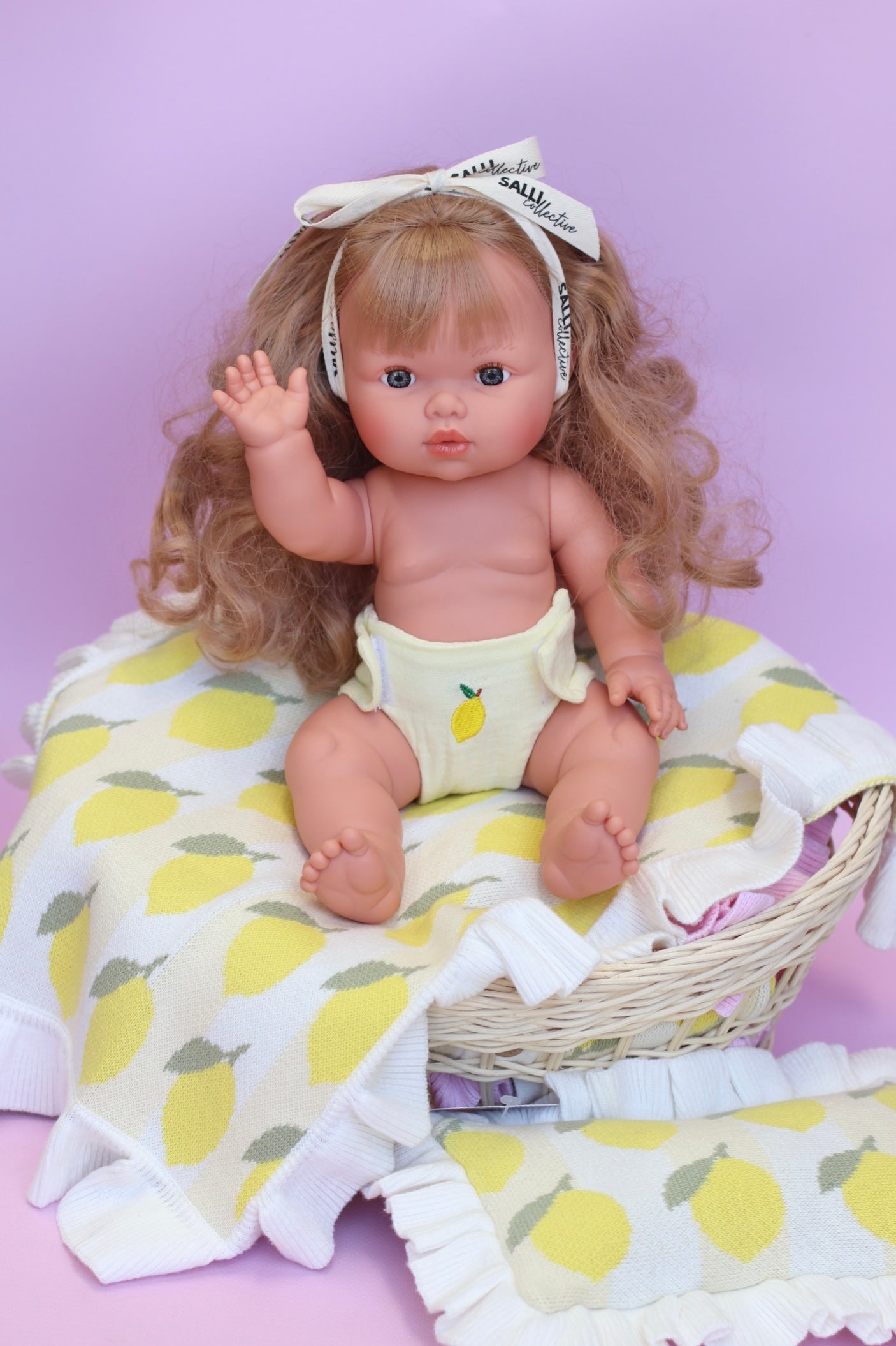 IN STOCK Squeezed Lemon Luxury dolls bedding set (blanket + Pillow) $35.43 ex gst