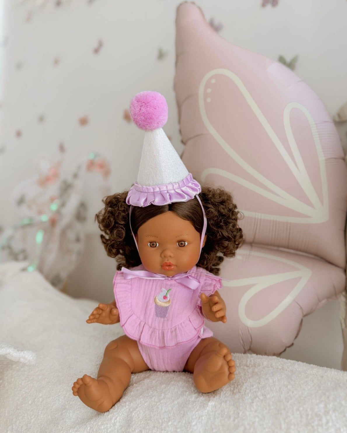 Lilac Birthday Cupcake Bib & Diaper Doll Set - Fits 34-38cm Minikane Gordis, Mini Colettos, Llorens dolls party set
