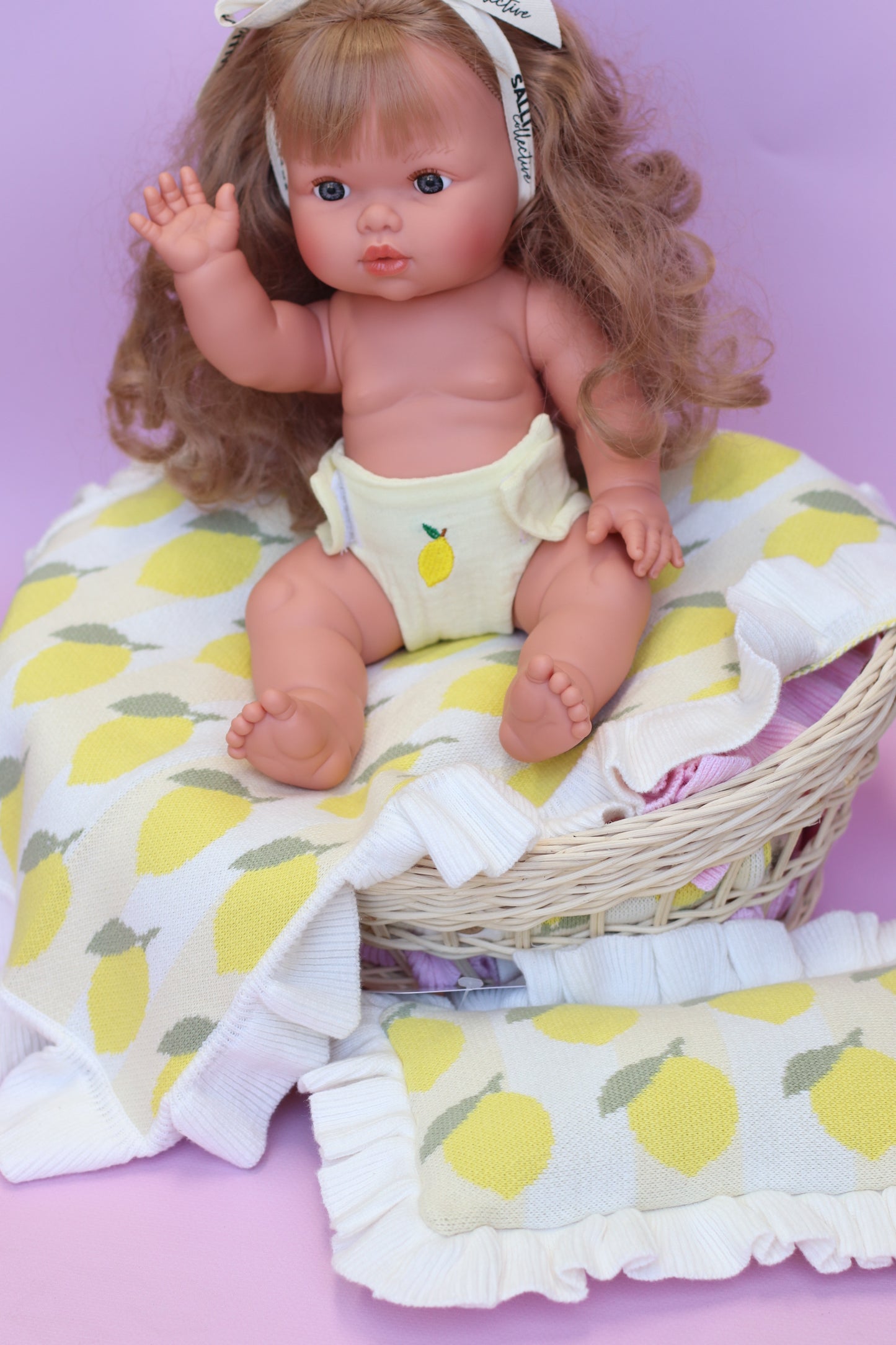 IN STOCK Squeezed Lemon Luxury dolls bedding set (blanket + Pillow) $35.43 ex gst