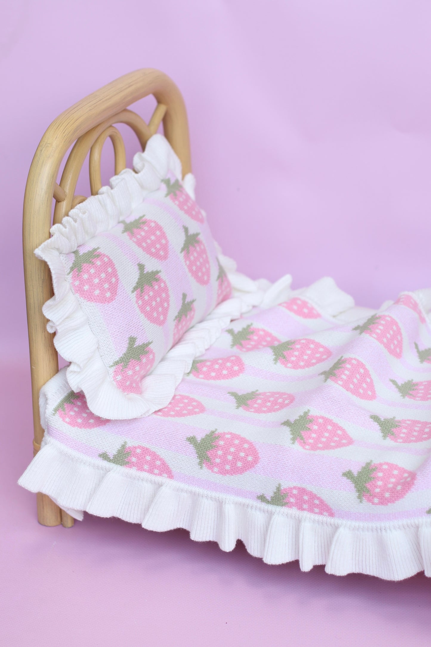 IN STOCK Strawberrry Luxury dolls bedding set (blanket + Pillow) $35.43 ex gst
