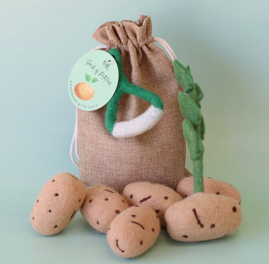 Sack of potatoes + peeler 7pce🥔