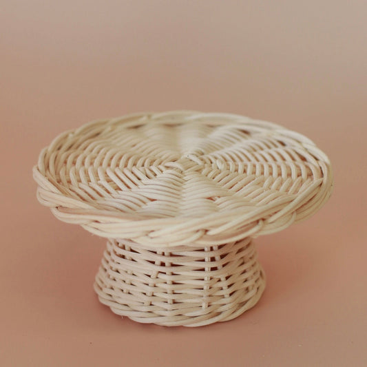 Rattan mini cake stand