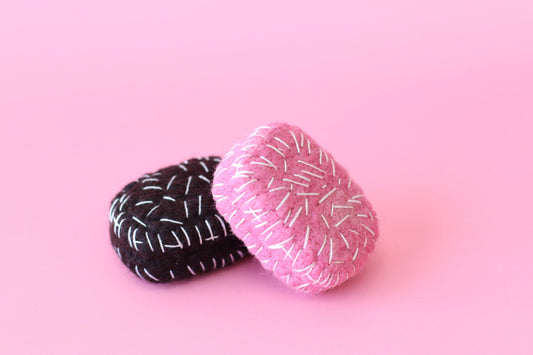 Lamington set of 2 - one of each